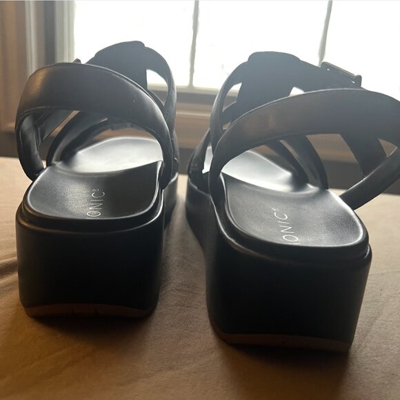 Vionic Delano Platform Wedge Sandals – Black Leather, Size 10 (New in Box) - Picture 8 of 8